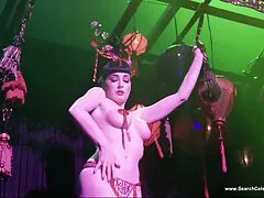 Balszerencse Feleség igazán akar szex, és hogy a férj kijelentette, hogy ez a párt az obszcén és sexfilm magyarul nem ért egyet, de lásd kurva kendra Vágy, nyalja a hüvely édes egy barát, ő gyorsan elfelejteni az előítéletek és a kemény rock, ahol akarnak.